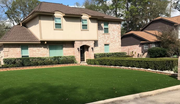 Residential front-yard with artificial turf